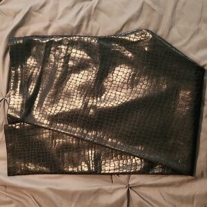 Faux Leather Snakeskin legging
